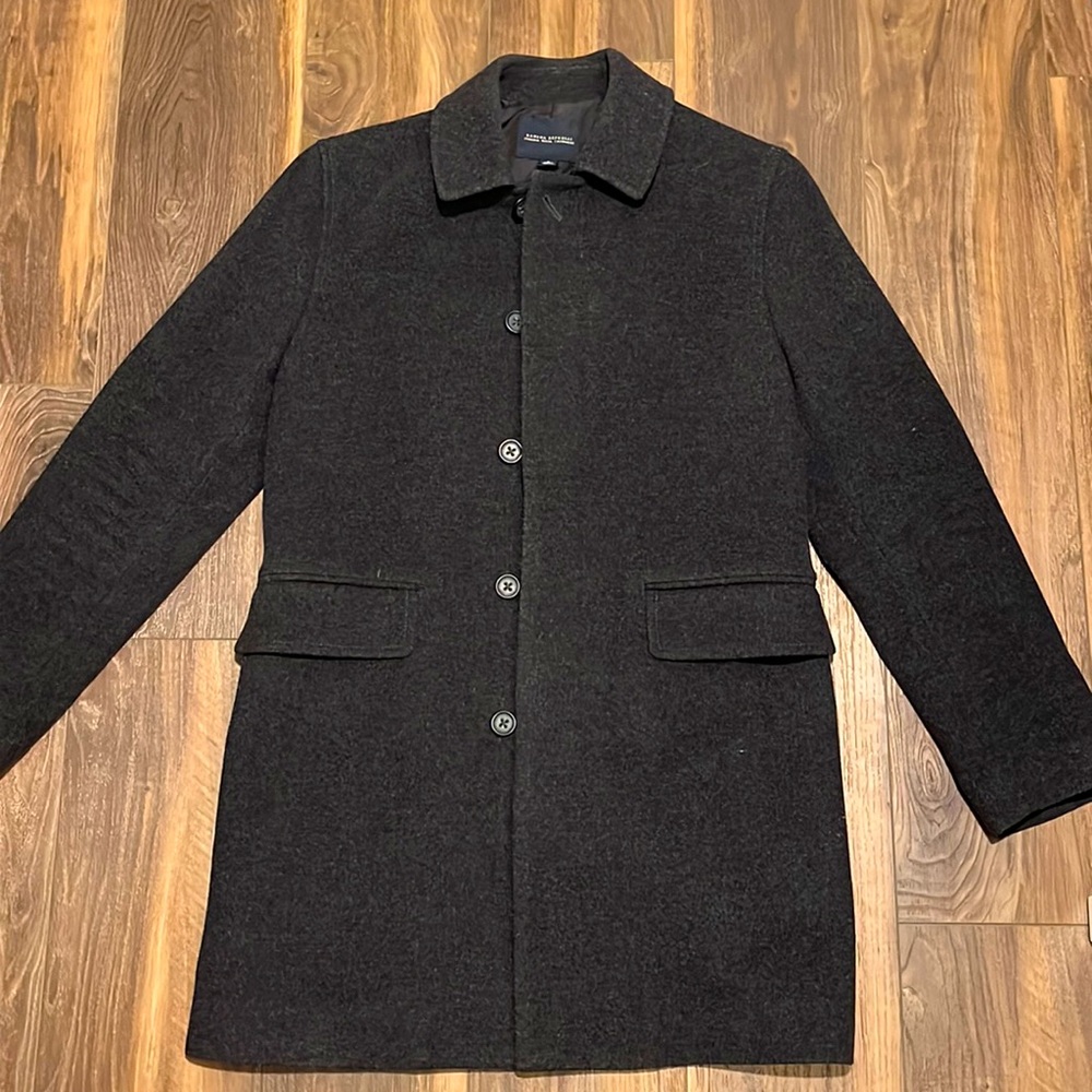 Men’s Banana Republic Italian Wool Cashmere Coat, size Small